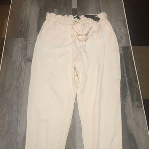 BANANA REPUBLIC TENCEL PAPERBAG JOGGER PANTS WORK NWT Sz Medium #542878 Ivory